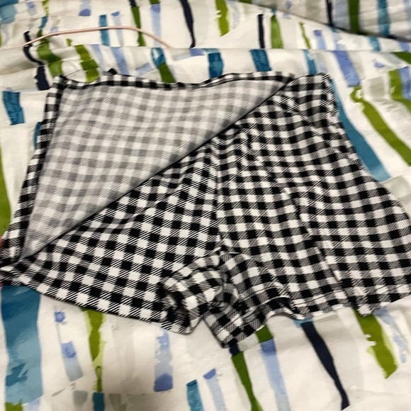 Black and white checkered skort - Picture 2 of 4